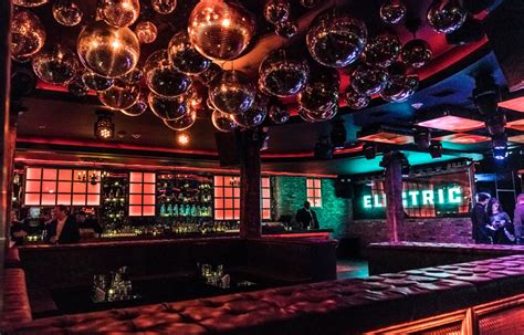 Electric hotel chicago - Electric Hotel Chicago is a nightclub in the heart of the city that offers an unforgettable nightclub experience with neon lights, state-of-the-art sound system, and diverse crowd. …